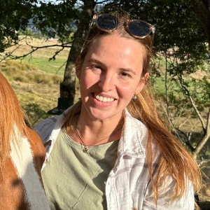 Portrait von Laura Dunst